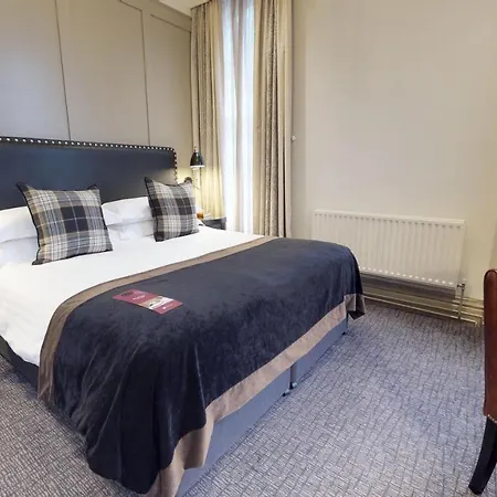 Macdonald Burlington 4*