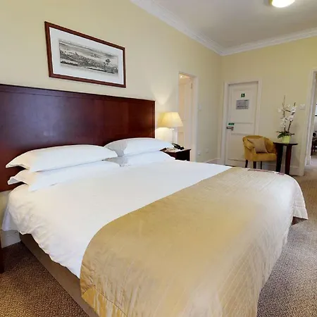 Macdonald Burlington 4* Birmingham
