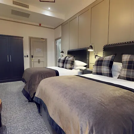 Macdonald Burlington 4*