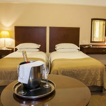 Macdonald Burlington Hotel
